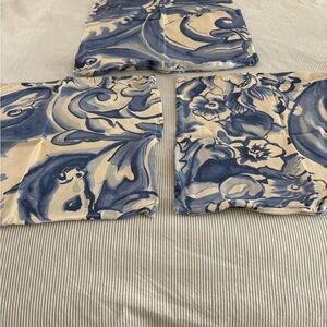 3 Floral Patterned Cushion Covers